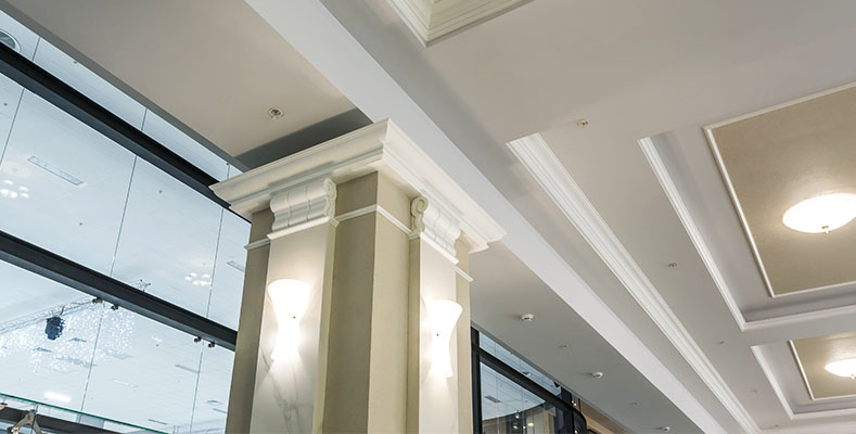 Strutture constrosoffitto e illuminazione